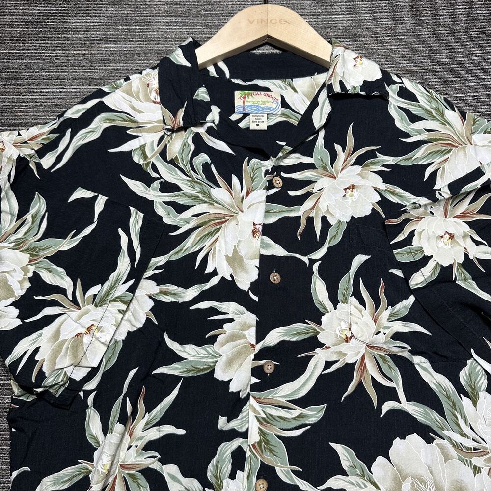 Tropical Group Hawaiian Shirt Men's XL Black Floral Short Sleeve Button Up